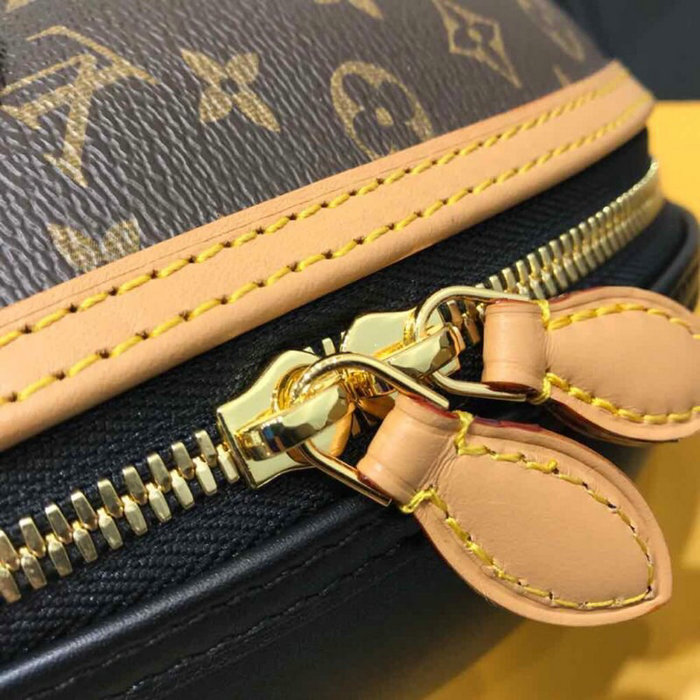 Louis Vuitton LV EGG BAG M44587