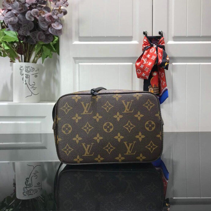 Louis Vuitton Monogram Canvas Neonoe BB Black M53609