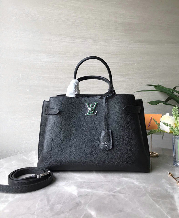 Louis Vuitton Grained Calf Leathe Lockme Day Noir M53645