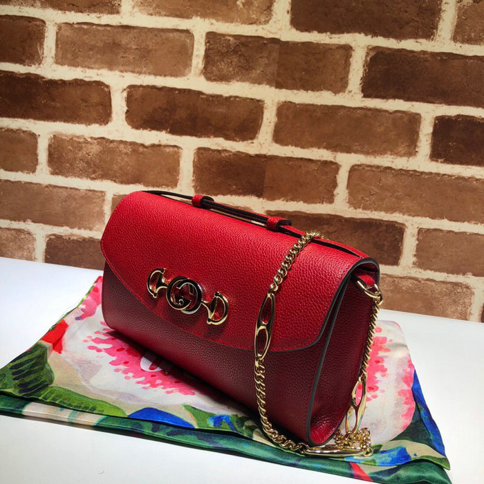 Gucci Zumi Grainy Leather Small Shoulder Bag Red 572375