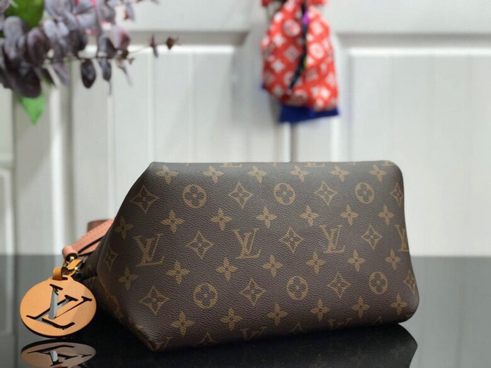 Louis Vuitton Beaubourg Hobo Mini M55090