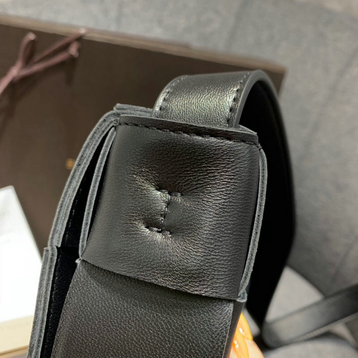 Bottega Veneta Cassette Bag in Maxi Intreccio Black 578004