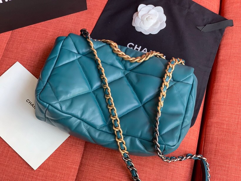 Chanel Goatskin Small Flap Bag Green A24101