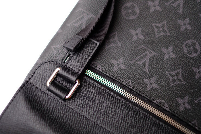 Louis Vuitton Outdoor Flap Messenger M30413