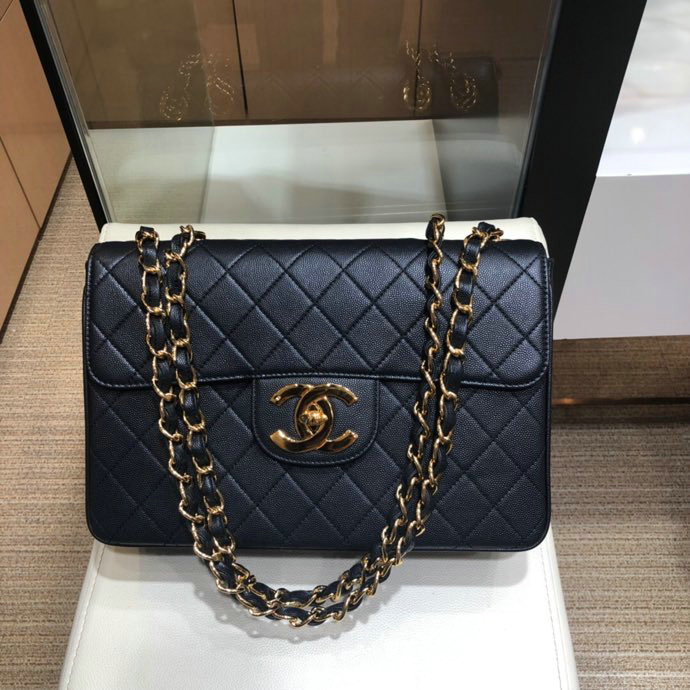 Chanel Grain Calfskin Flap Bag Black A0881