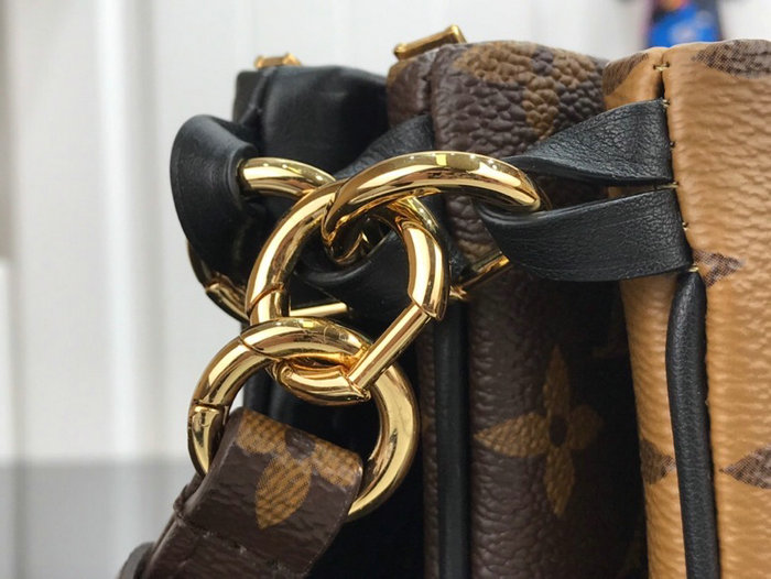 Louis Vuitton Prefall Pochette M57611