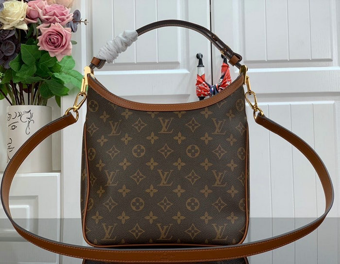 Louis Vuitton Hobo Dauphine MM M45195