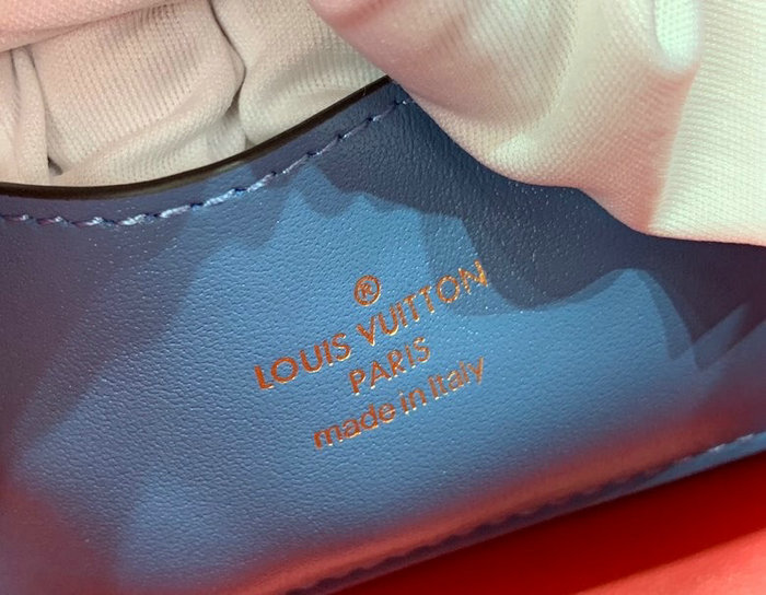 Louis Vuitton LV PONT 9 Blue M55948