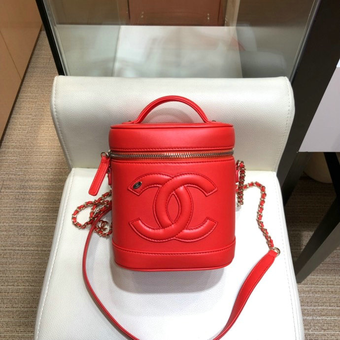 Chanel Lambskin CC Logo Coco Vanity Case Bag Red AS0323