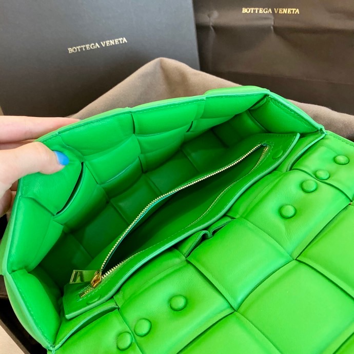 Bottega Veneta The Chain Cassette Green B631421