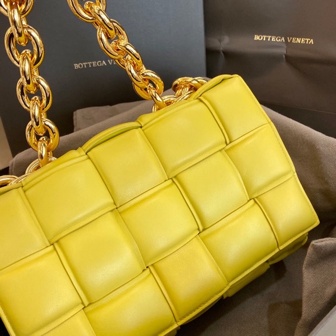 Bottega Veneta The Chain Cassette Yellow B631421