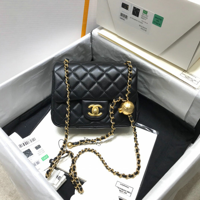 Chanel Lambskin Flap Bag Black AS1786