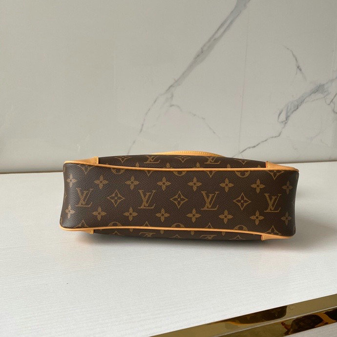 Louis Vuitton Odeon MM Natural M45355