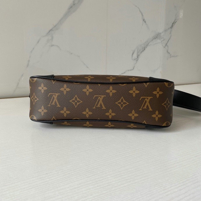 Louis Vuitton Odeon PM Black M45353