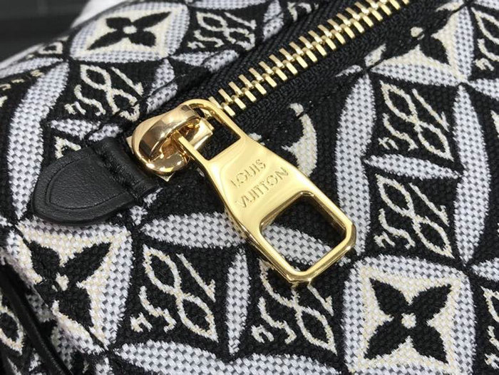 Louis Vuitton Pochette Metis MM M57272