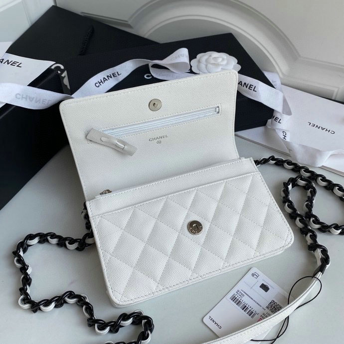 Chanel Grained Calfskin Wallet On Chain White AP1954