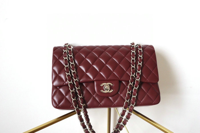 Classic Chanel Lambskin Flap Shoulder Bag Burgundy A1112