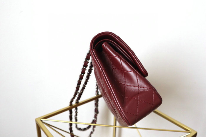 Classic Chanel Lambskin Flap Shoulder Bag Burgundy A1112