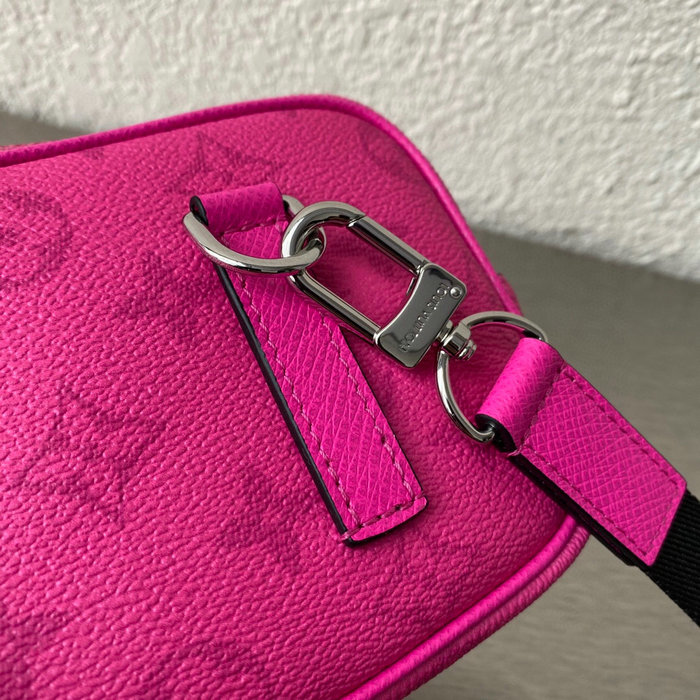 Louis Vuitton Outdoor Pouch Fuchsia M30755