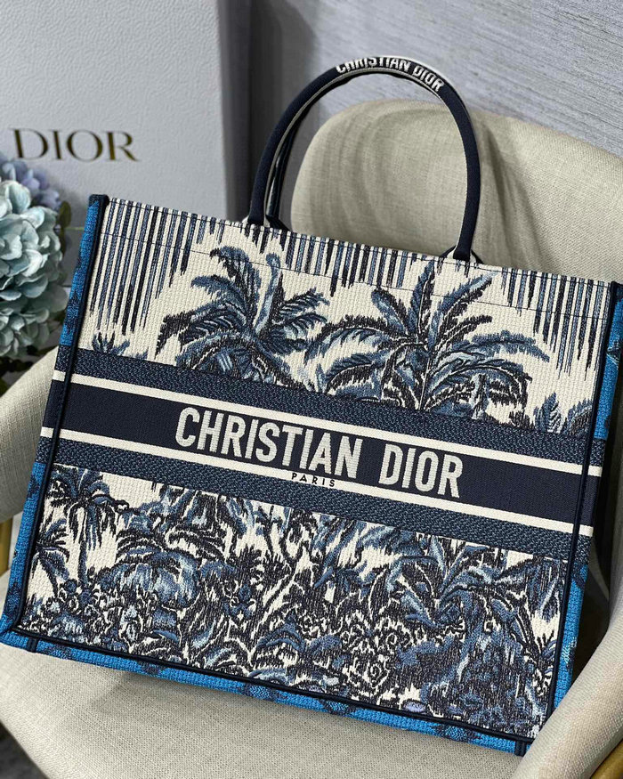 Dior Embroidered Canvas Book Tote M1286610