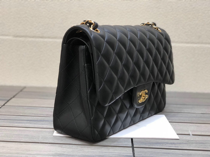 Large Classic Chanel Lambskin Handbag Black A01119