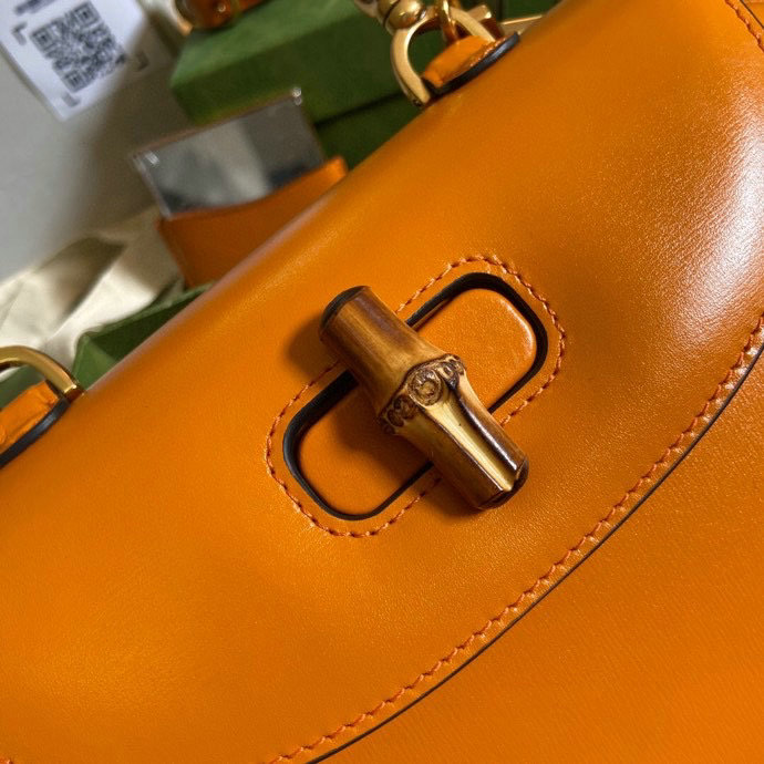 Gucci Small top handle bag with Bamboo Orange 675797