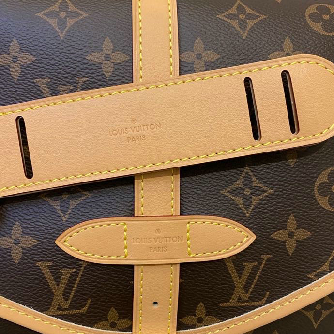 Louis Vuitton Monogram Canvas Saumur MM M40710