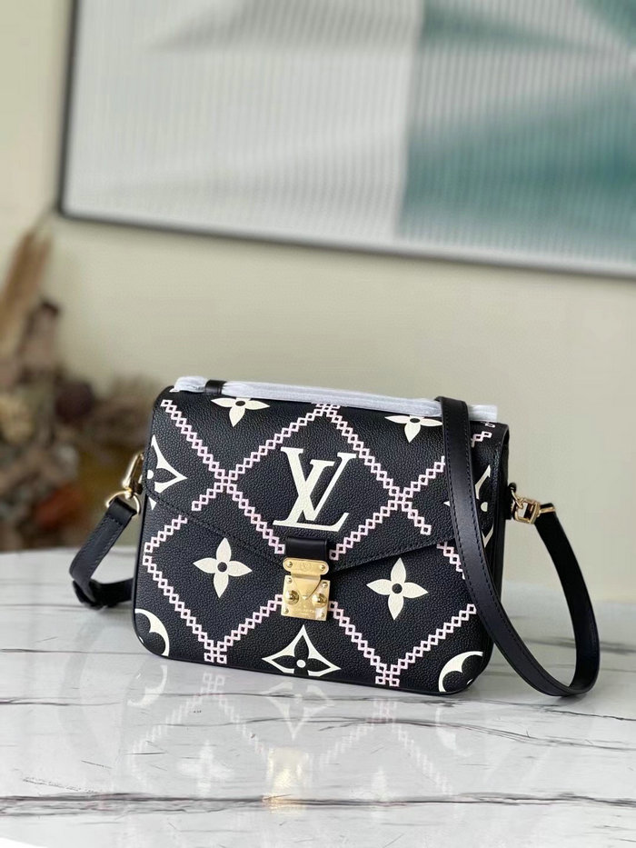 Louis Vuitton Pochette Metis Black M46018