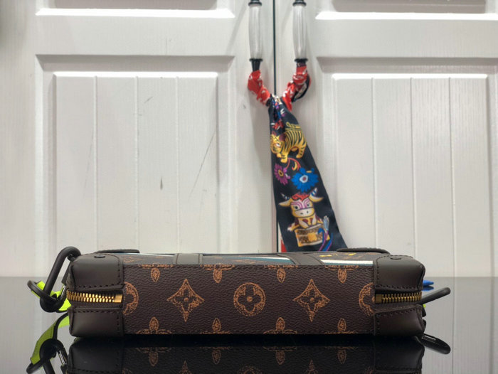 Louis Vuitton Soft Trunk Wearable Wallet M81246