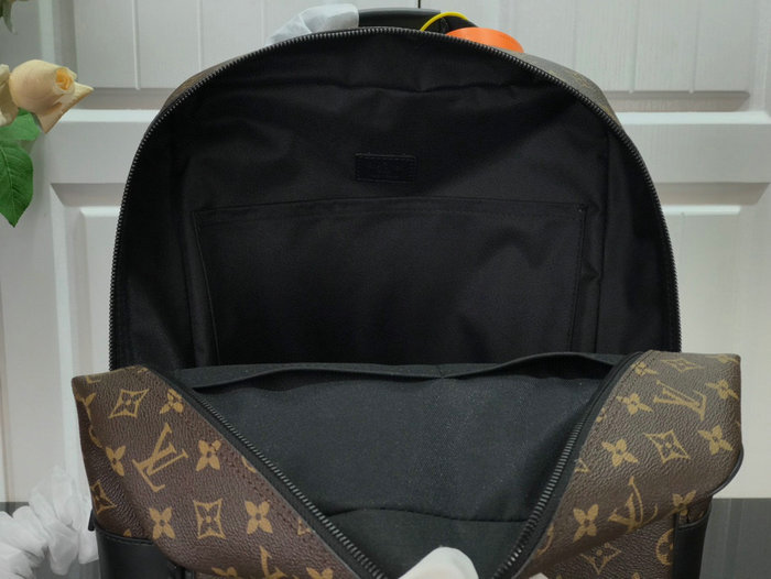 Louis Vuitton DEAN BACKPACK Black M45335