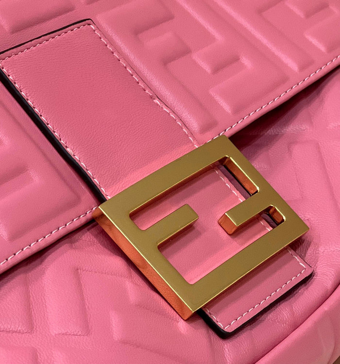 Fendi Baguette Leather Bag Pink F0192