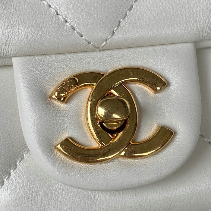 Chanel Lambskin Flap Shoulder Bag White AS3499