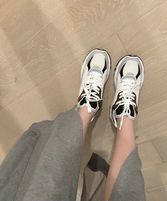 Louis Vuitton Run 55 Sneaker LS03151