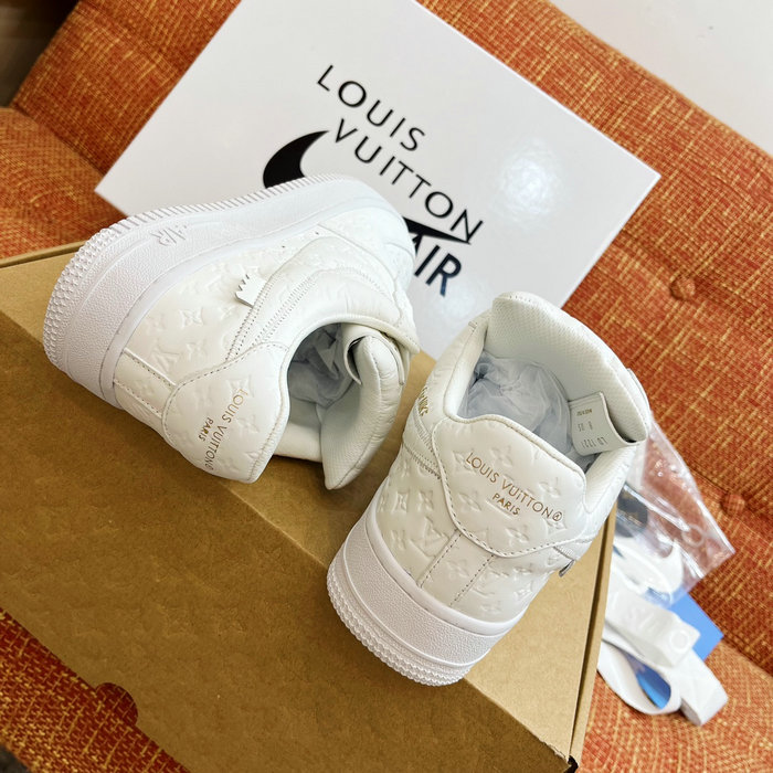 Louis Vuitton Sneakers LS03157