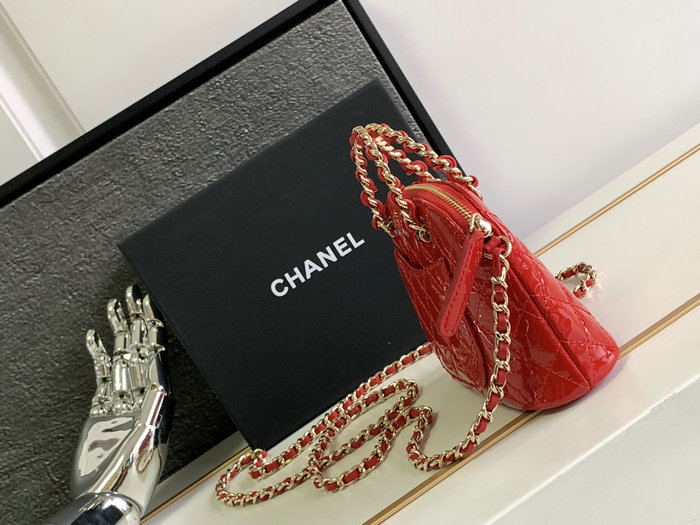 Chanel Patent Calfskin Clutch with Chain Red AP3354