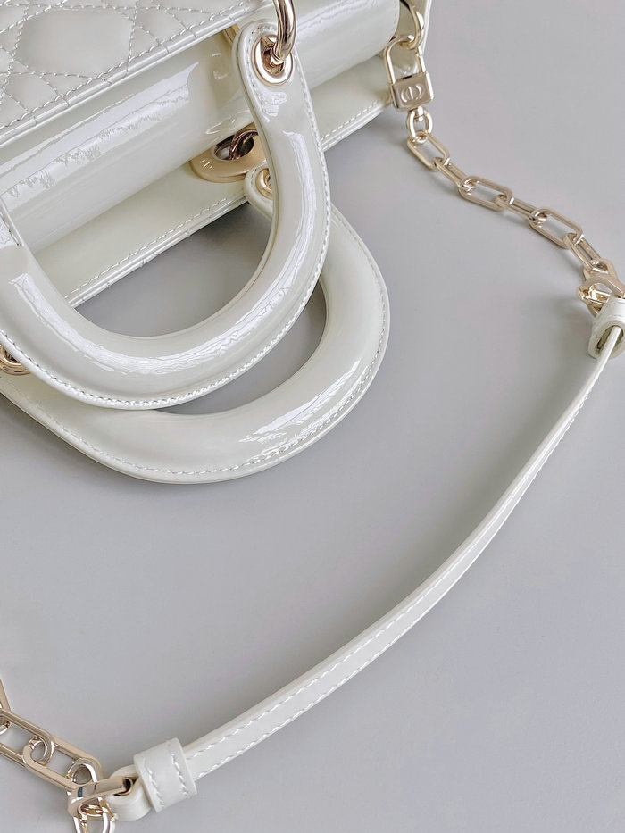 LADY Patent Leather D-JOY BAG White DL3380