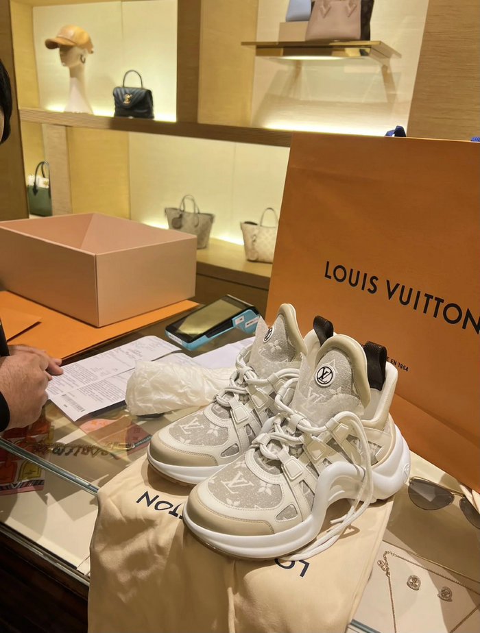 LV Archlight Sneaker LS04022