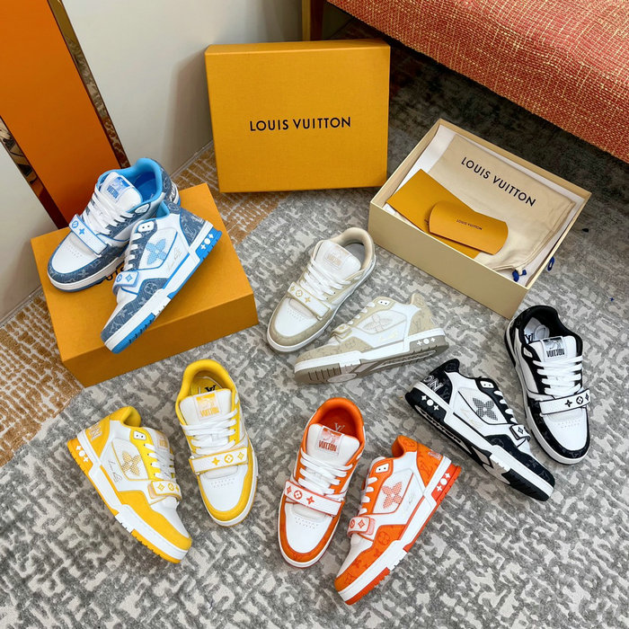 Louis Vuitton Sneakers LS04062