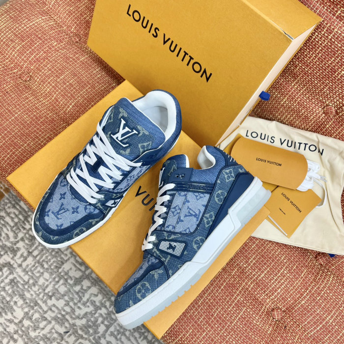 Louis Vuitton Sneakers LS04082