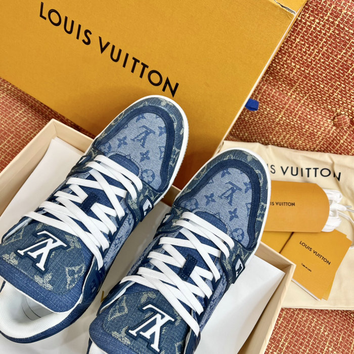 Louis Vuitton Sneakers LS04082