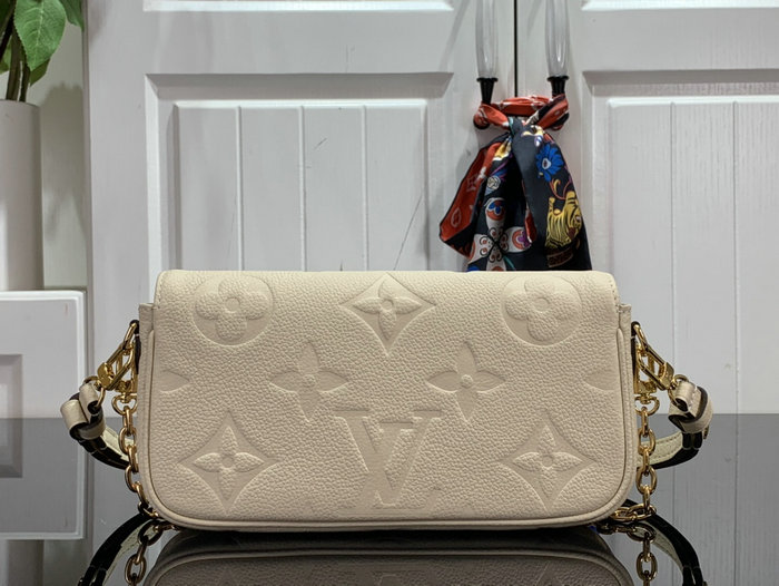 Louis Vuitton Ivy Wallet On Chain Bag White M82211