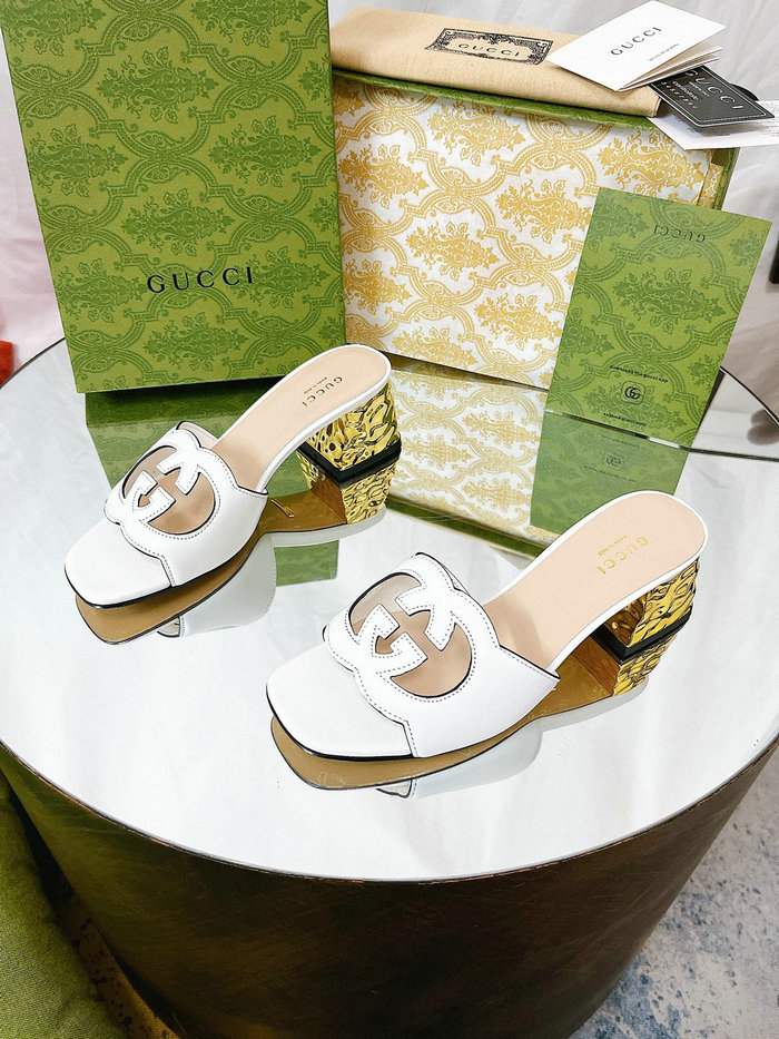 Gucci Cut Leather Interlocking G Sandals White SNG051401