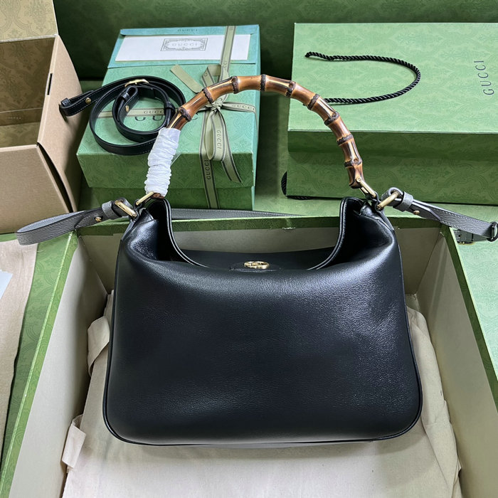 Gucci Diana Medium Shoulder Bag Black 746124