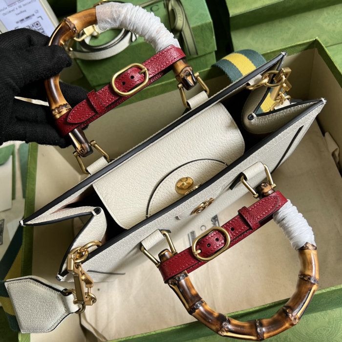 Gucci Diana Small Tote Bag White 702721