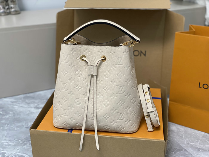 Louis Vuitton Neonoe MM Cream M46526