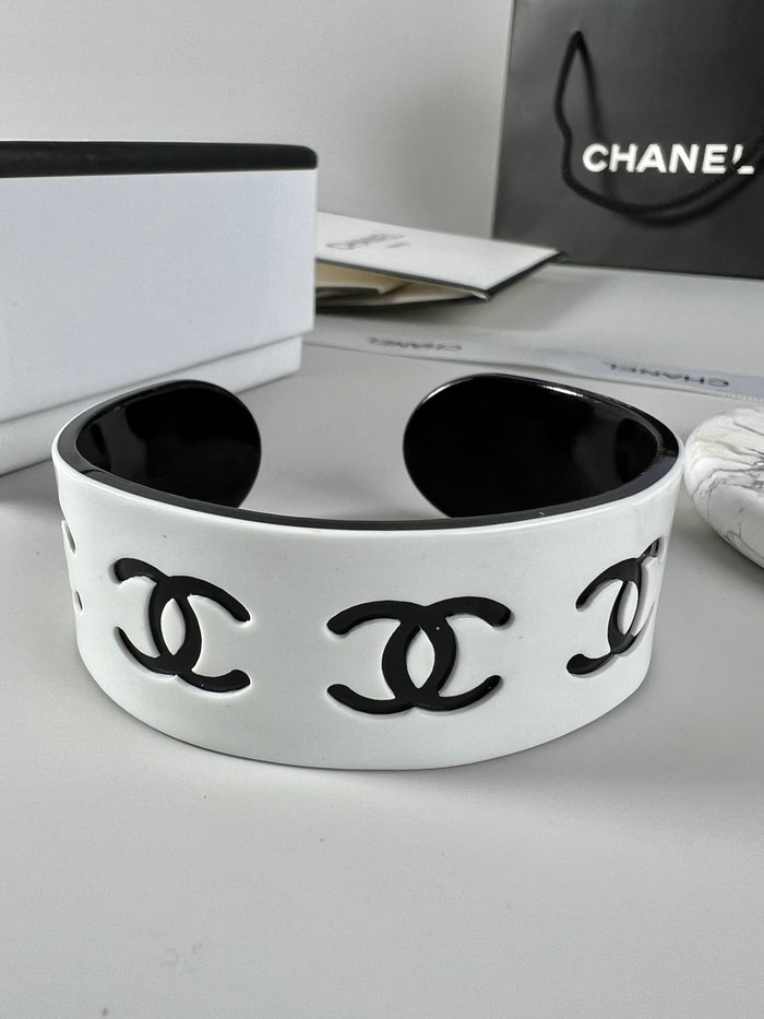 Chanel Bracelet JCB061403