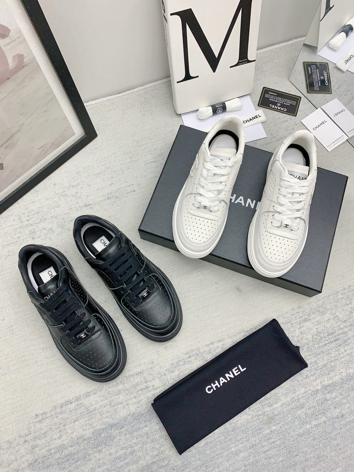 Chanel Sneakers SDC060403