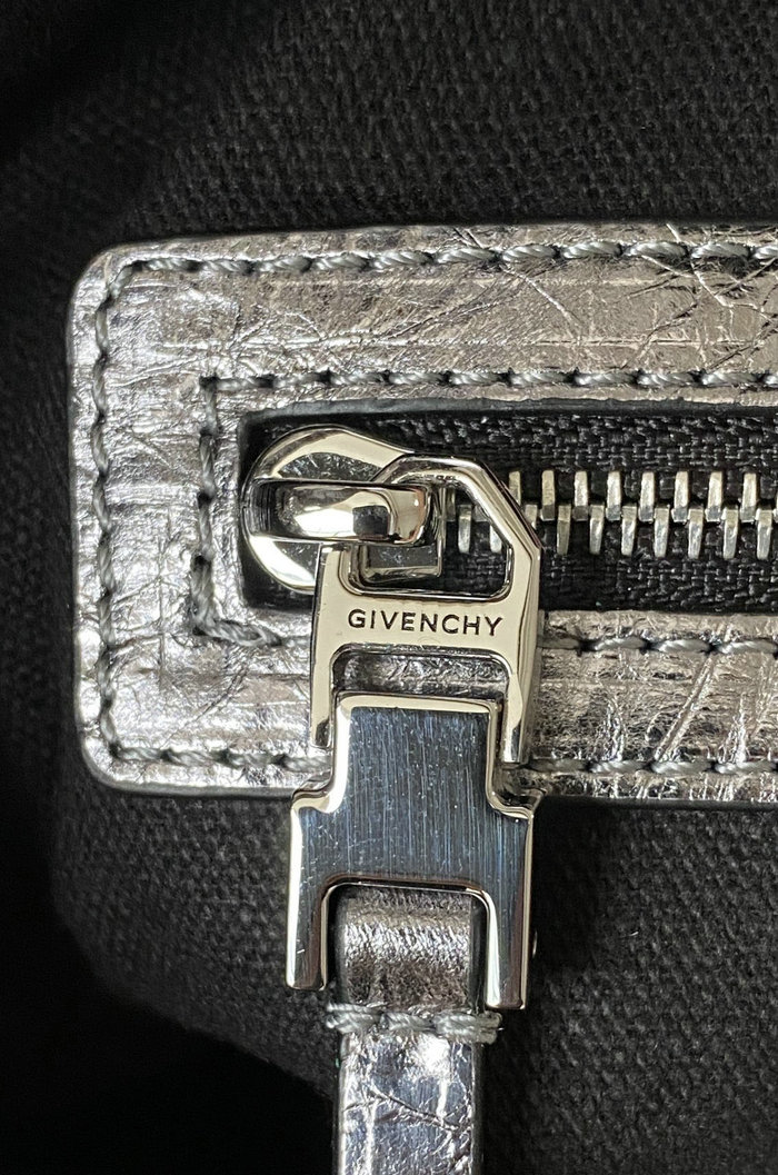 Givenchy Medium Voyou bag Silver BB50