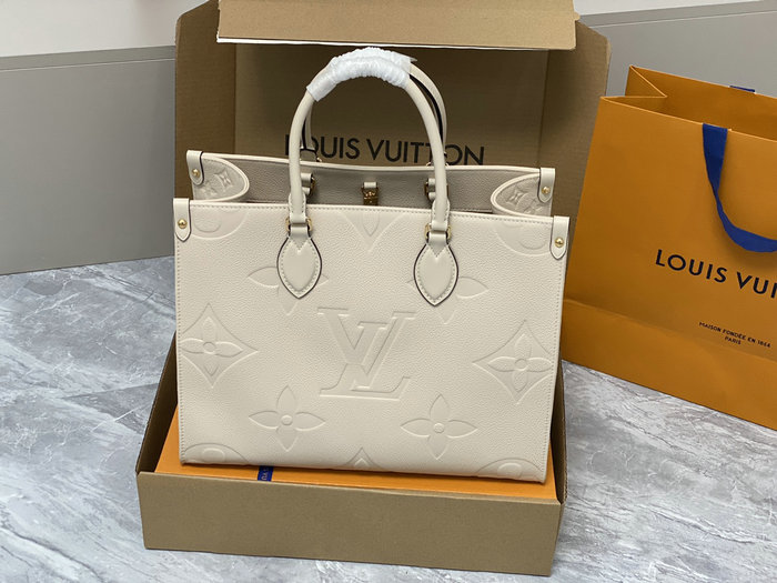 Louis Vuitton OnTheGo MM Cream M46531