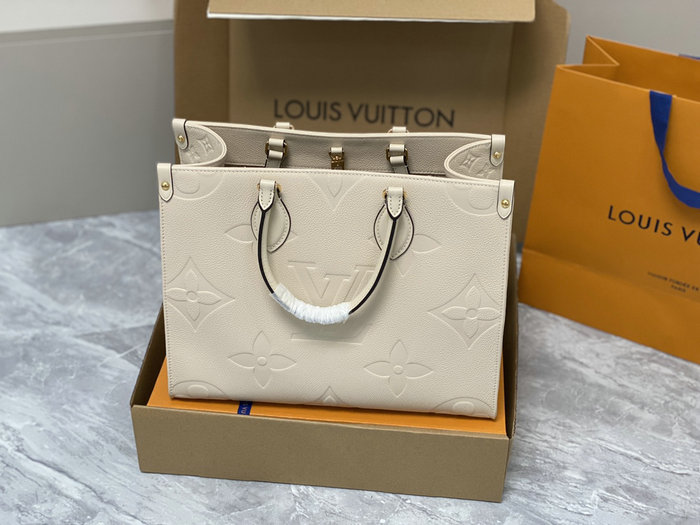 Louis Vuitton OnTheGo MM Cream M46531